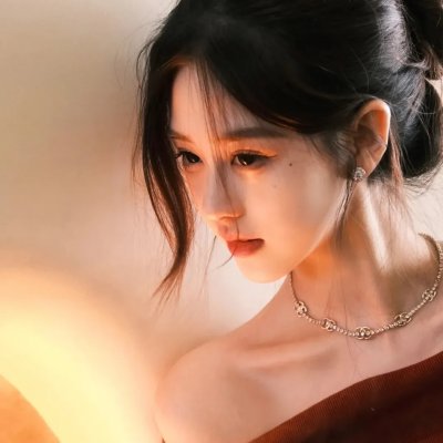 在凶手的怀抱里
